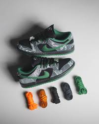 NIKE SB DUNK LOW PRO THERE SKATEBOARDS